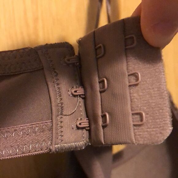 Ellen Tracy bra size 38C NWOT - Picture 7 of 8